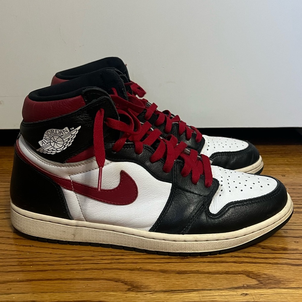 Air Jordan 1 high Gym Red